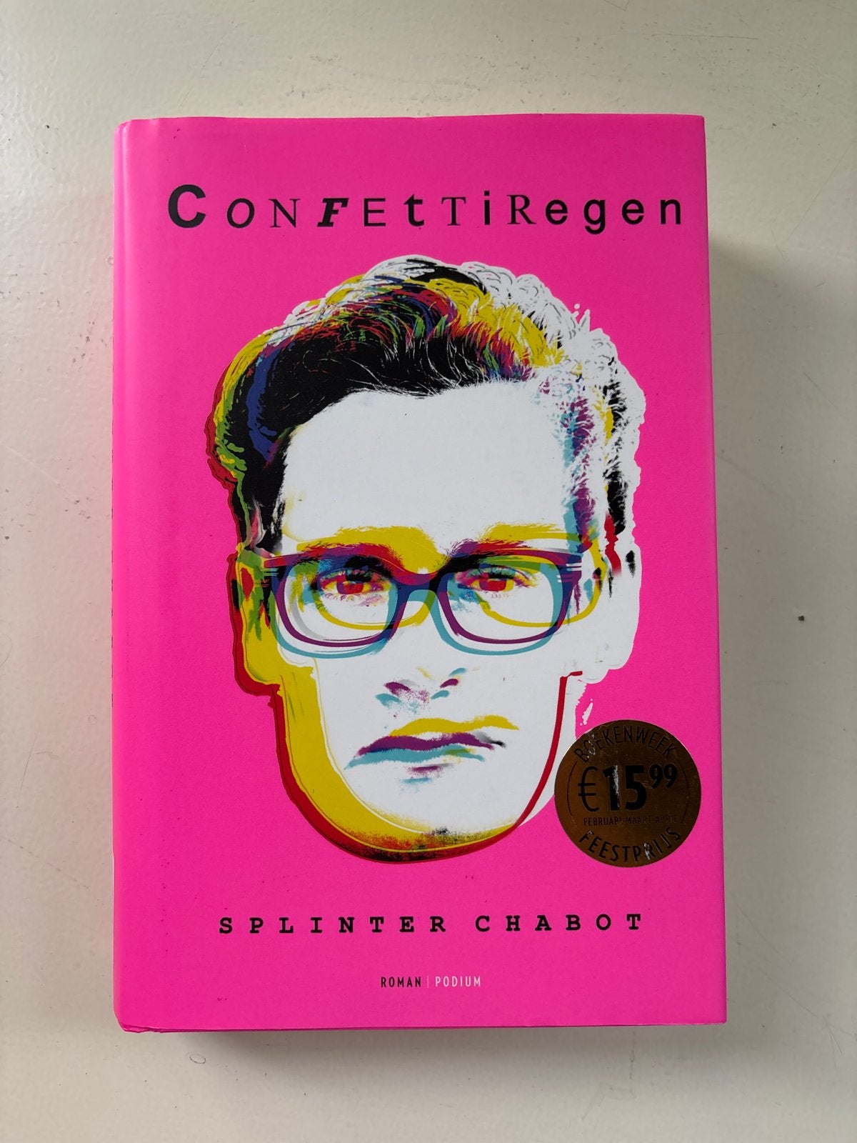 Confettiregen - Splinter Chabot (Roman), Boeken, Ophalen of Verzenden, Zo goed als nieuw, Nederland
