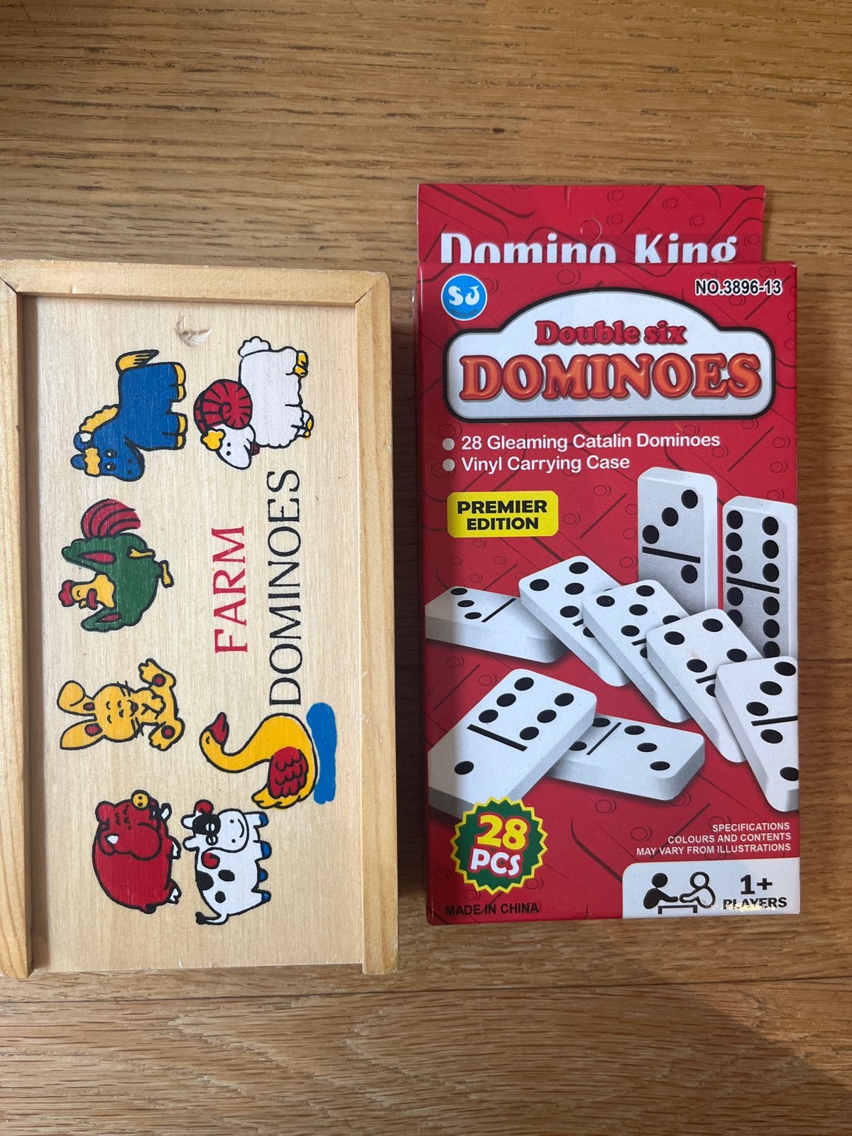 Domino King Double Six en Farm Dominoes set, Een of twee spelers, Ophalen of Verzenden, Zo goed als nieuw