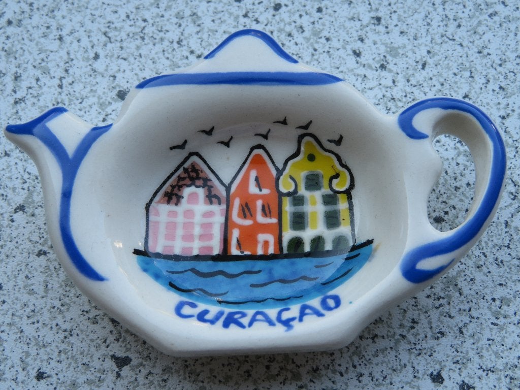 Theezakjes houder theepot vorm Curaçao ceramiek Dutch Local, Ophalen of Verzenden, Zo goed als nieuw, Overige stijlen, Overige typen