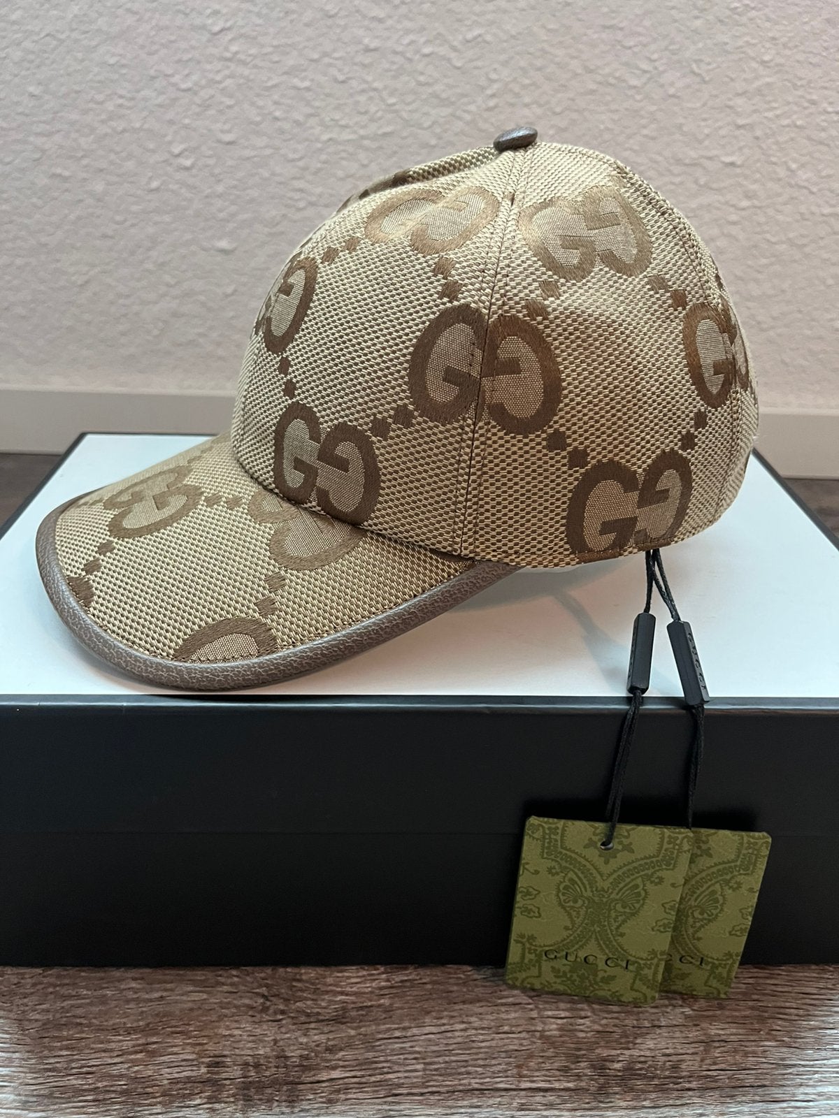 GUCCI PET/ GROOT LOGO/ CAP, Ophalen of Verzenden, Nieuw, Pet
