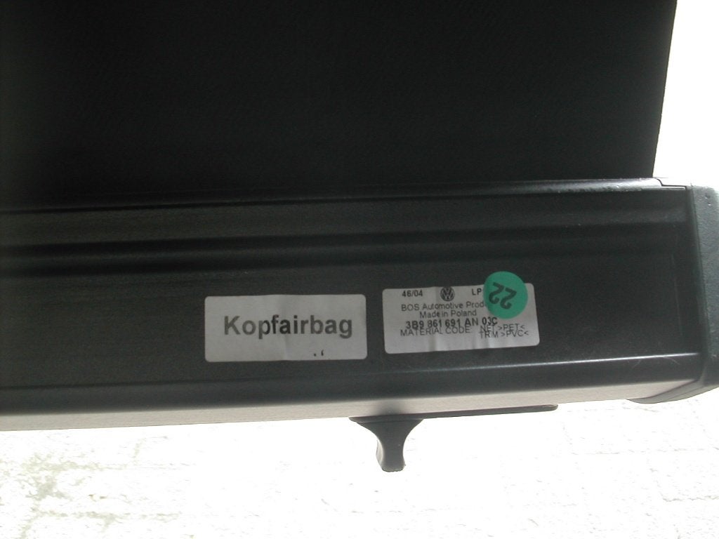 Volkswagen. Passat casette veiligheids bagage honden net., Ophalen, Gebruikt