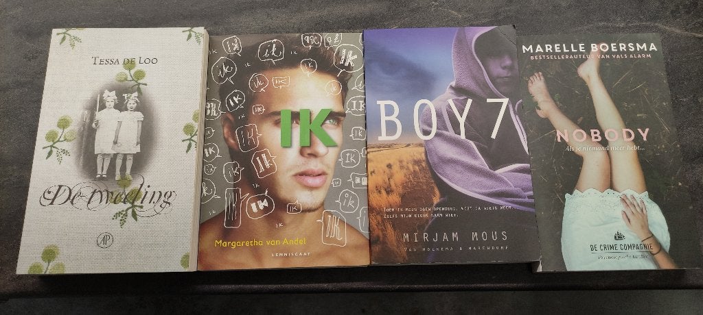 Diverse jeugdboeken in zeer nette staat., Ophalen of Verzenden, Zo goed als nieuw