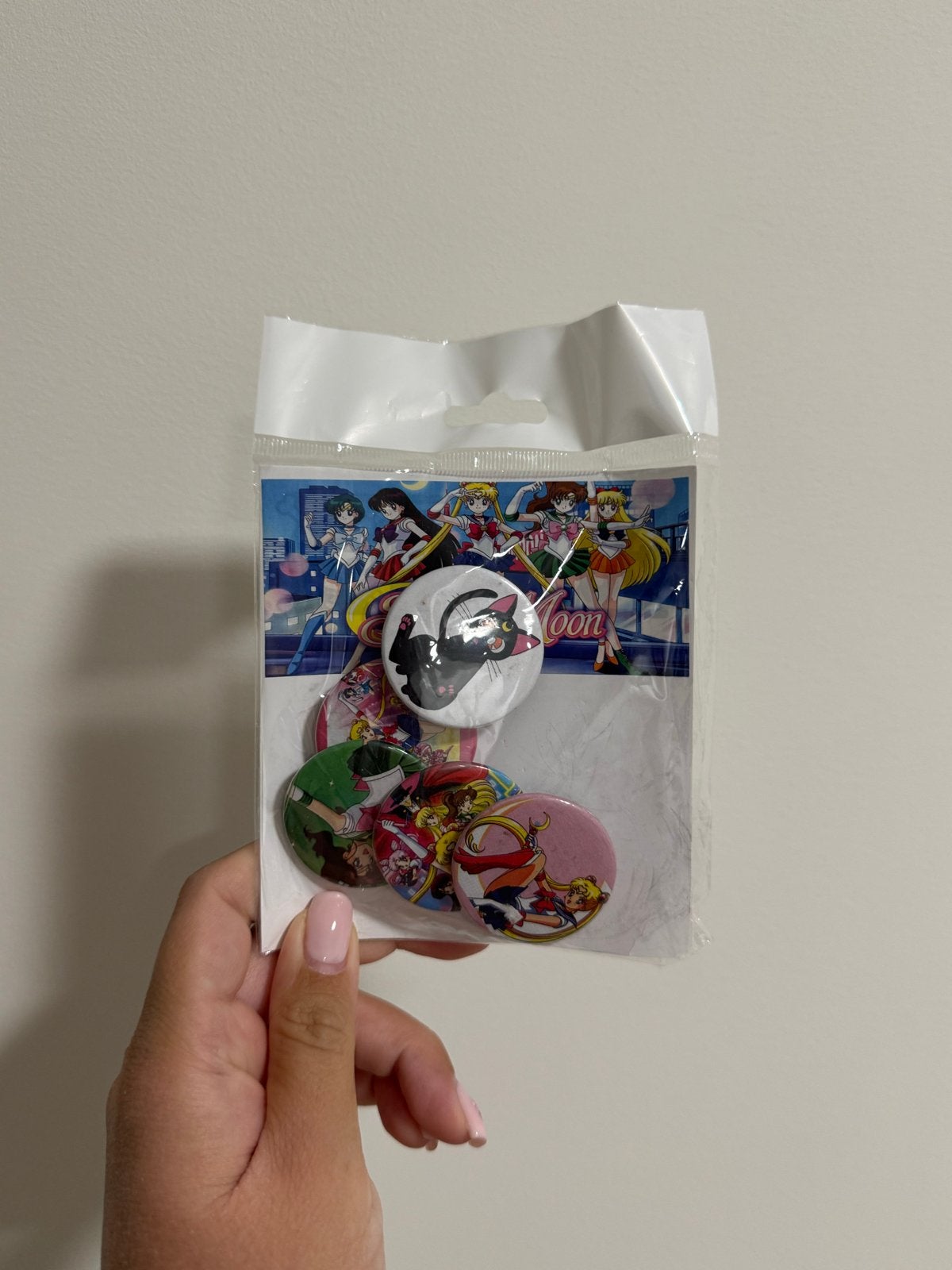 Sailor Moon Buttons Set - Oliver's Book Company, Verzenden, Nieuw