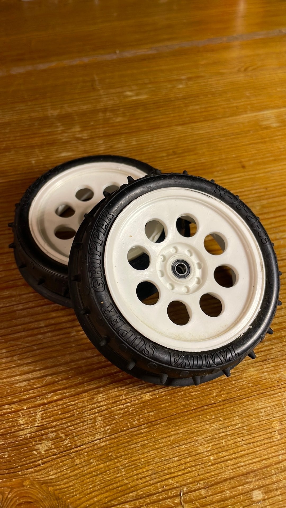 Kyosho Legendary Series front wheels, Ophalen of Verzenden, Zo goed als nieuw, Motor