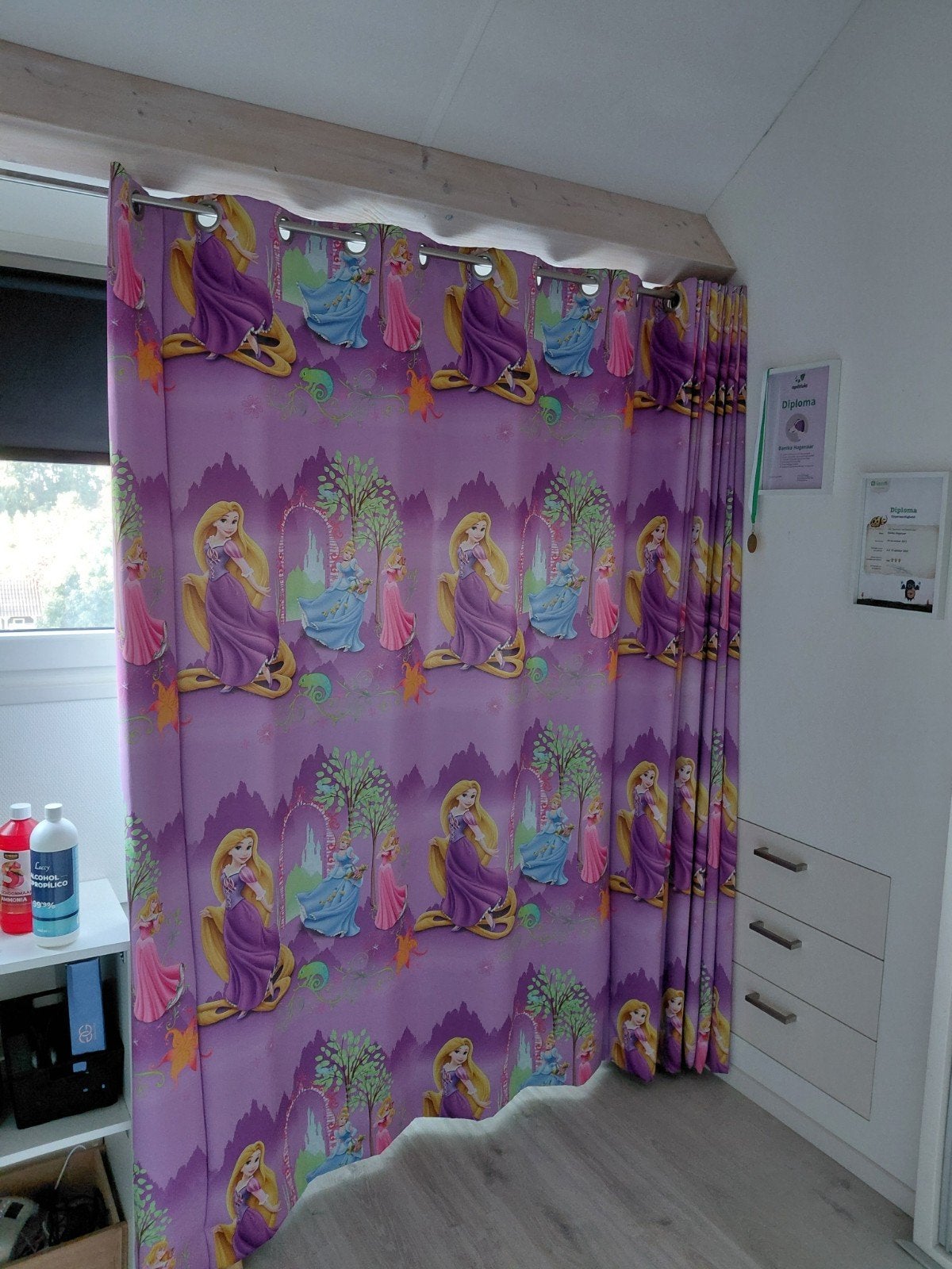 Verduisterende Gordijnen Prinsessenprint (2x) 305x215 cm, Ophalen, Overige merken, Met ringen, Gordijn