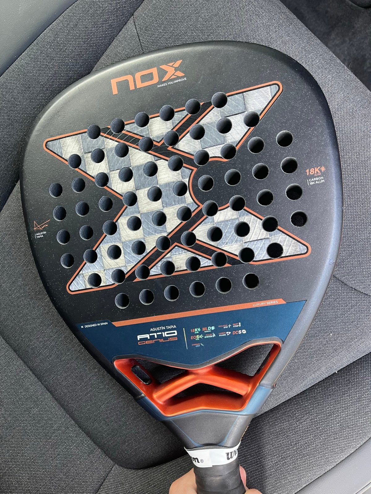 Nox AT10 Genius Attack 18K Alum 2025 Padel Racket, Ophalen, Zo goed als nieuw