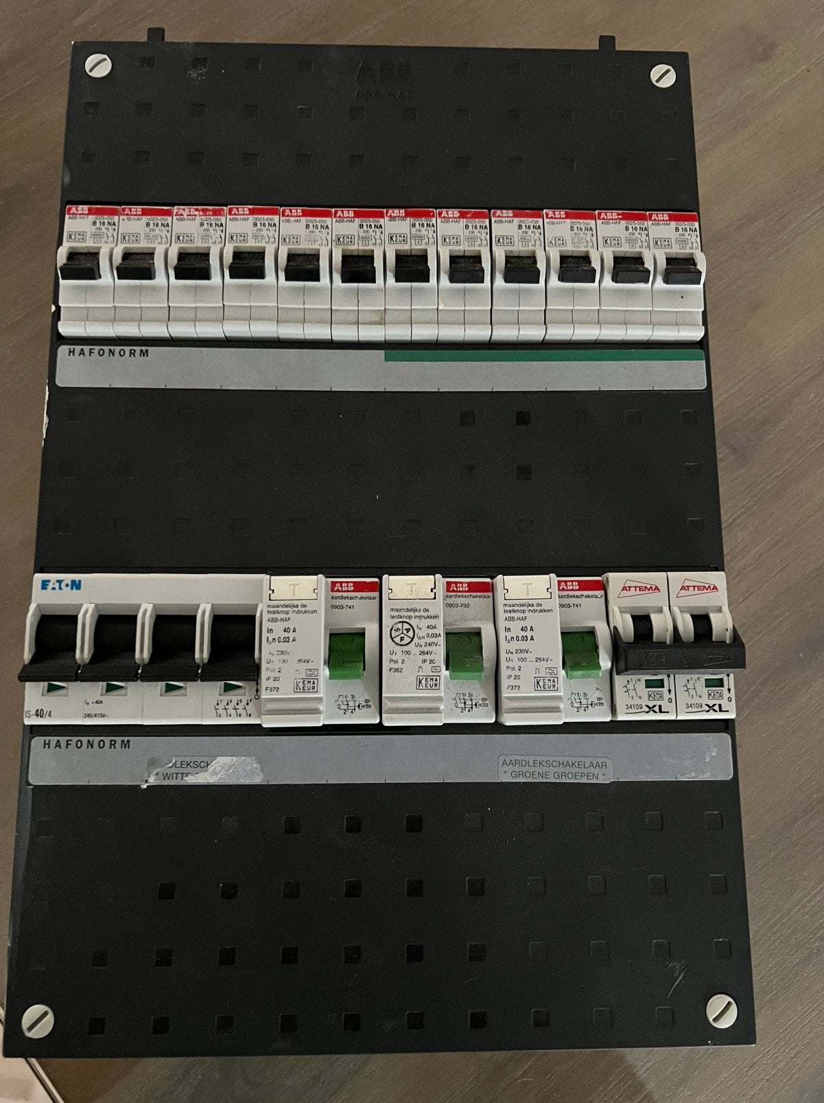 3 fase ABB groepenkast 12 groepen 3x aardlek en 1 fornuisgr., Ophalen of Verzenden, Zo goed als nieuw, ABB, Groepenkast