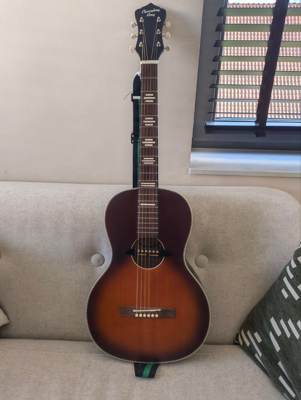 Recording King semi-akoestische gitaar, Ophalen, Zo goed als nieuw, Western- of Steelstringgitaar, Met (piezo-)element