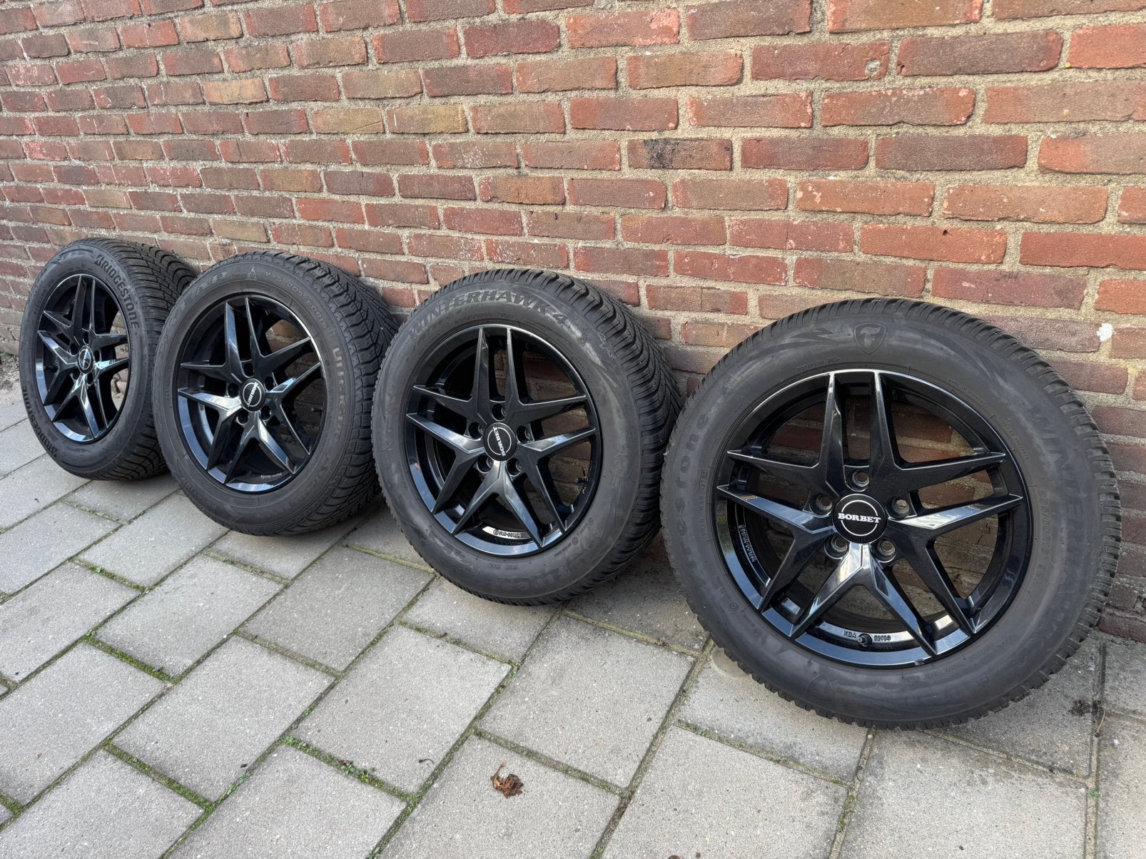 Mercedes A-klasse W177 16 inch Borbet velgen winterbanden, Ophalen, Gebruikt, 16 inch, Banden en Velgen