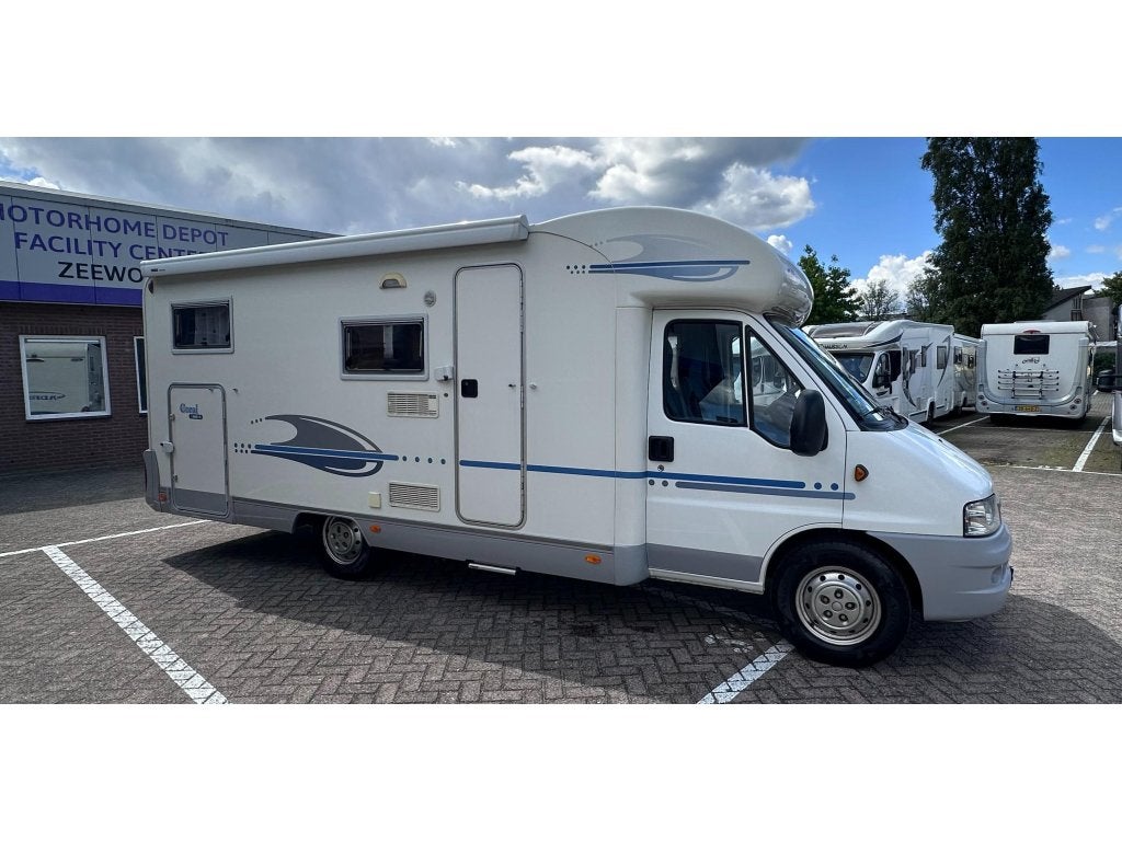 Adria Coral 660 SL Lengtebedden MotorAirco Standkachel etc., Luifel, Achteruitrijcamera, Fiat, 6 tot 7 meter