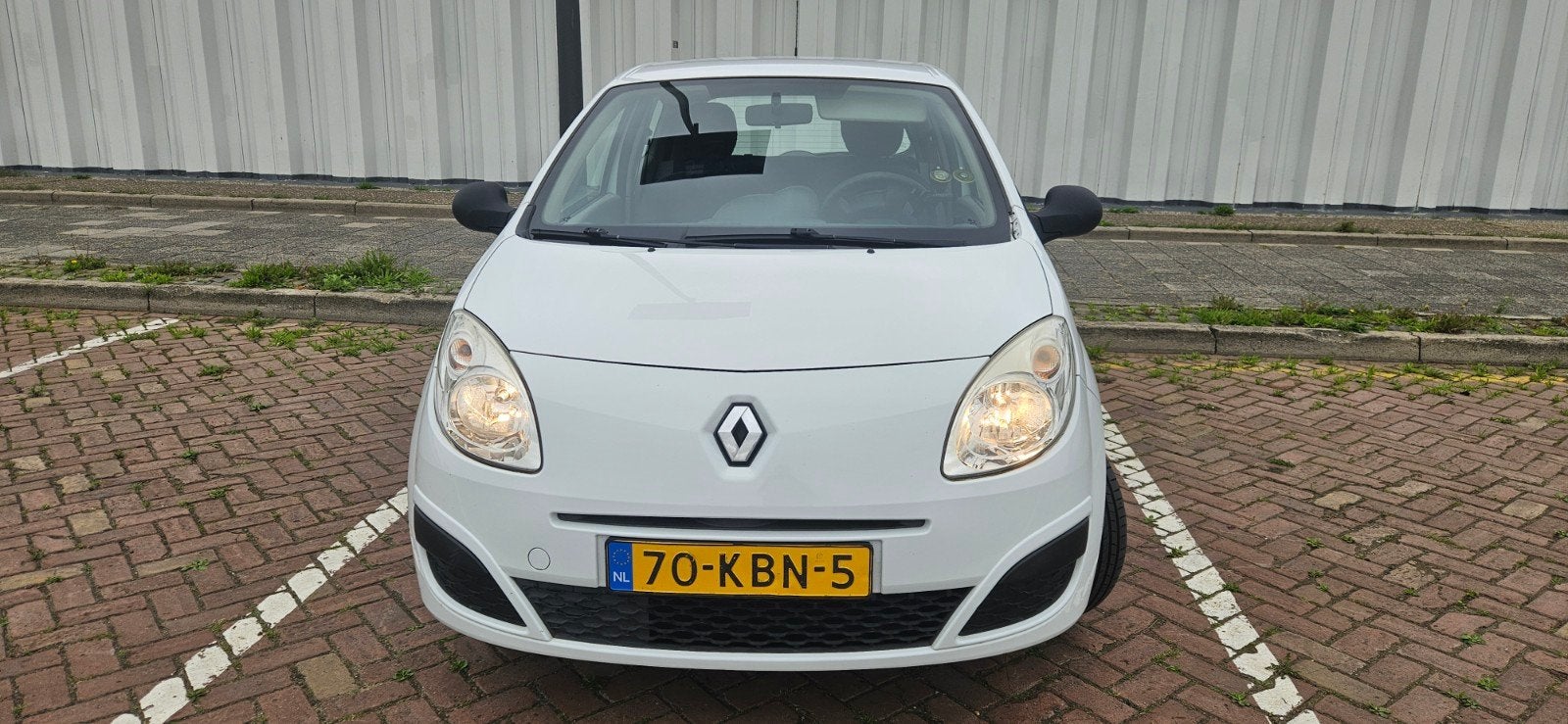 Renault Twingo 1.1 2009 Wit, Auto's, Voorwielaandrijving, Twingo, 31 €/maand, 4 cilinders