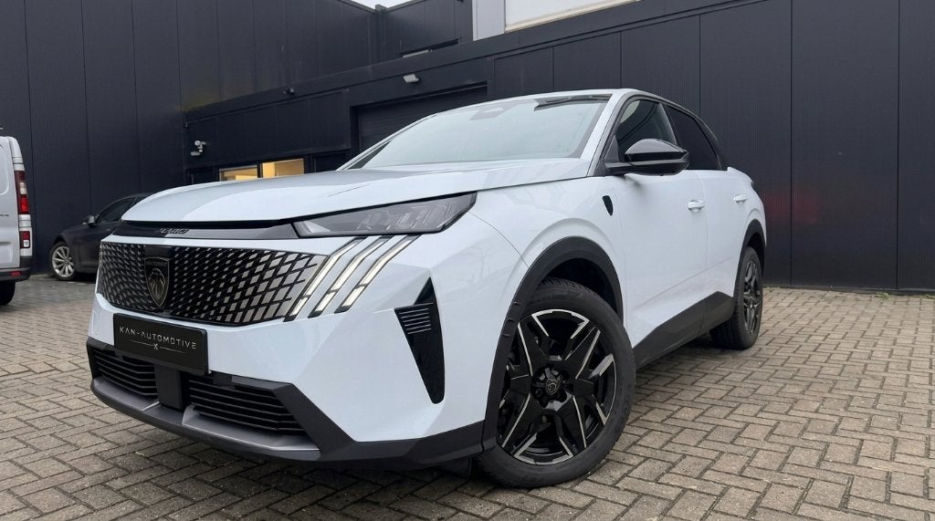 Peugeot 3008 Hybrid Allure | 360° camera | CarPlay, 145 pk, Wit, Hybride Elektrisch/Benzine, 3 cilinders