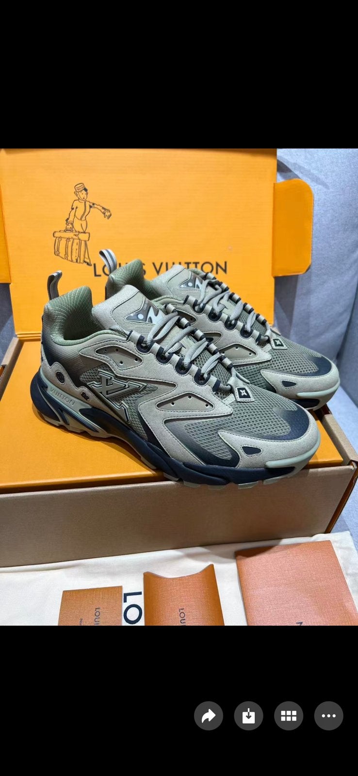 Lv louis vuitton schoenen runners tactical, Ophalen of Verzenden, Zo goed als nieuw, Zwart