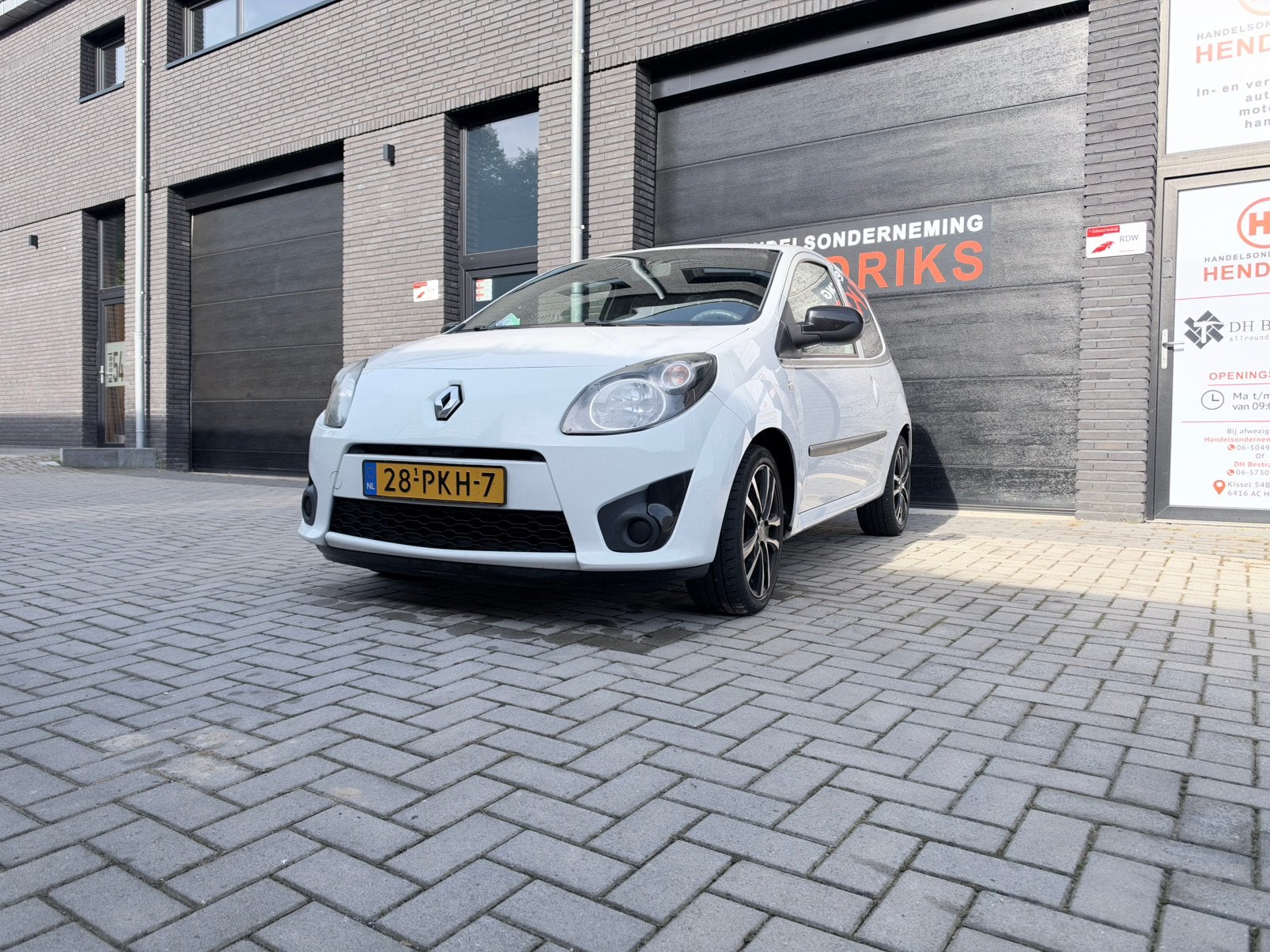 Renault Twingo 1.2 16V 2011 Wit, Auto's, 839 kg, Twingo, 74 pk, 4 cilinders