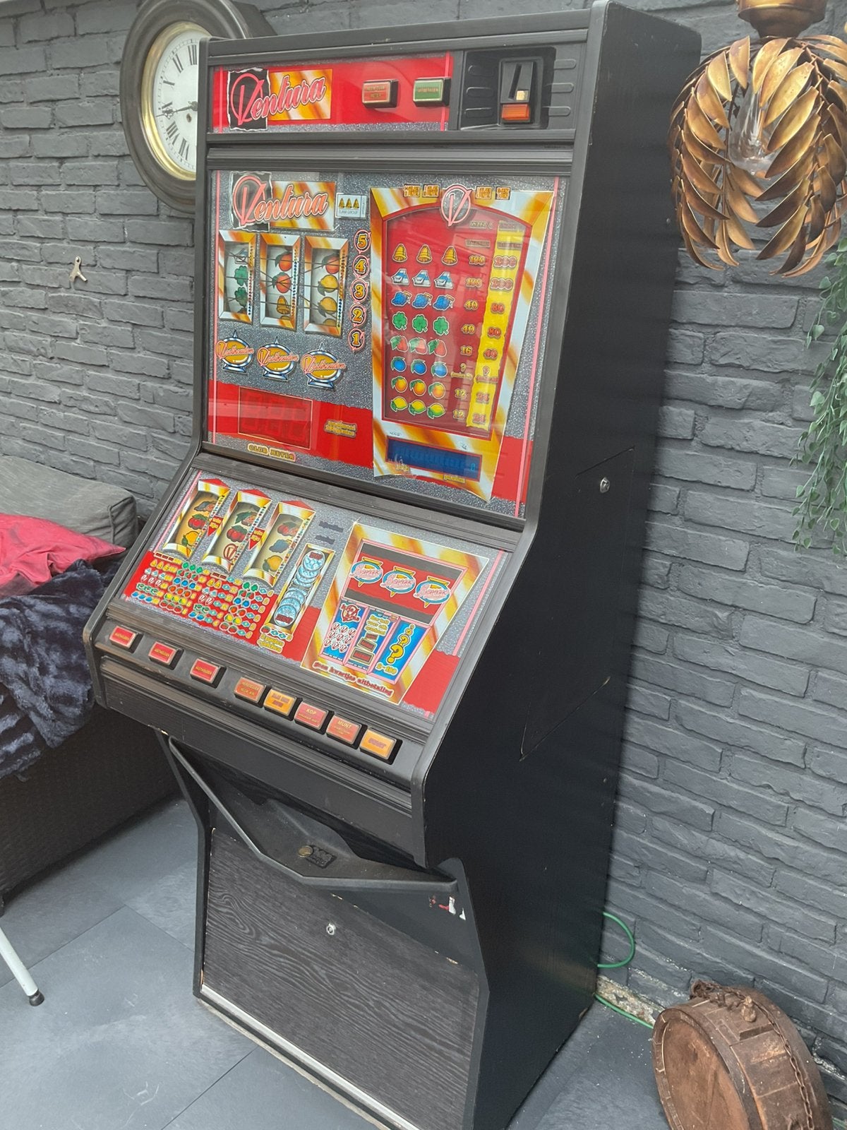 Mooie Ventura fruitautomaat op euro,s, Euro, Ophalen, Gebruikt, Met sleutels