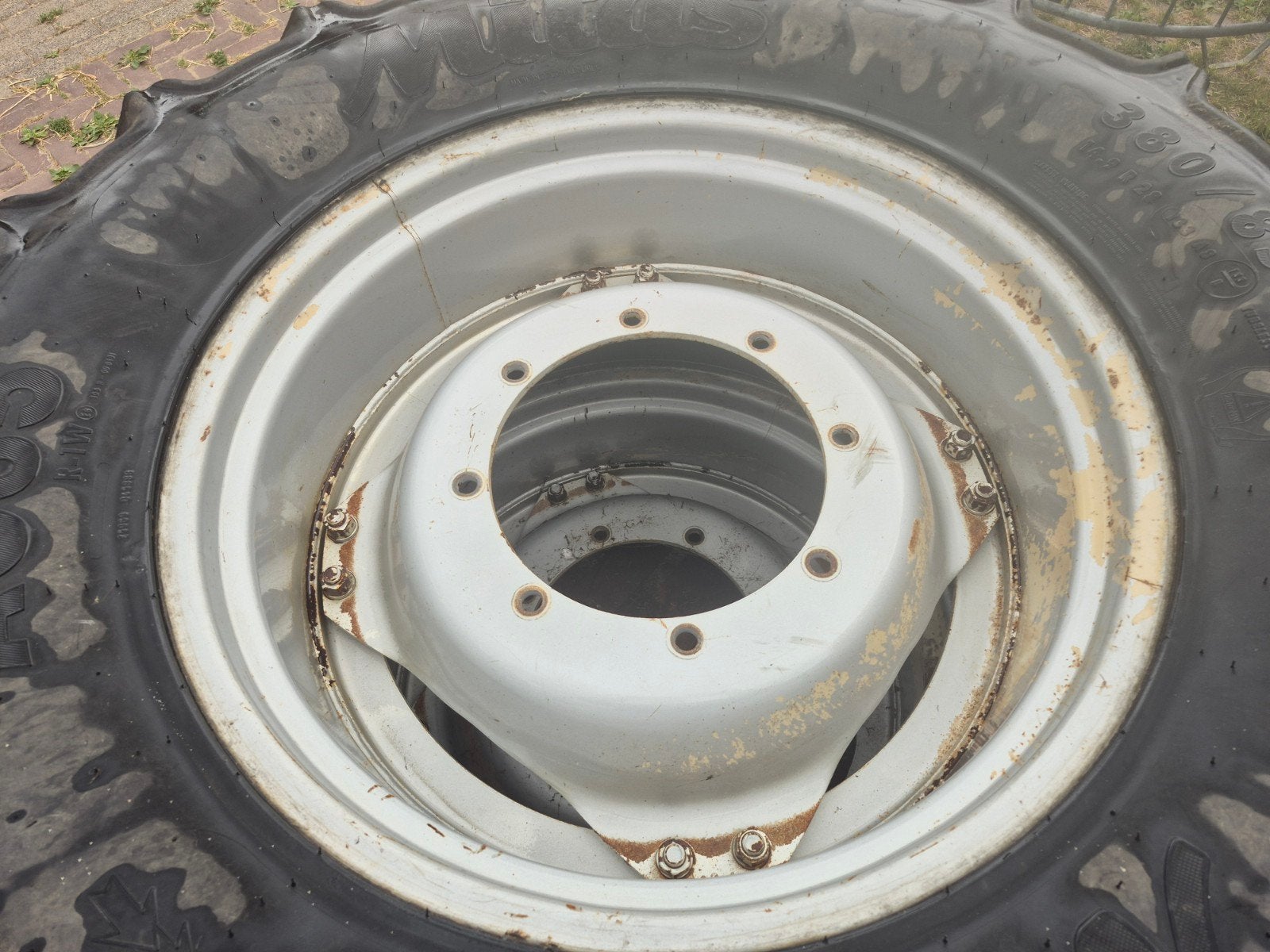Verstelbare tractorvelgen met banden 380/85 R28. van Case ih, Zakelijke goederen, Agrarisch | Onderdelen | Banden, Velgen en Assen