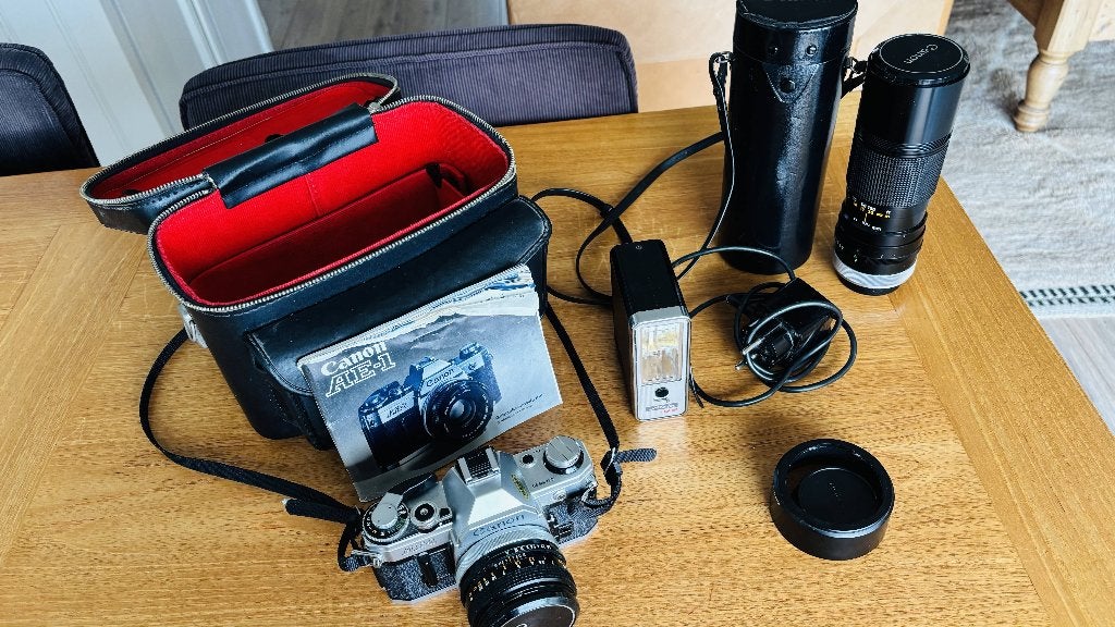 Vintage Canon AE-1 Fotocamera Set - Compleet Systeem, Ophalen, Gebruikt, Spiegelreflex, Canon