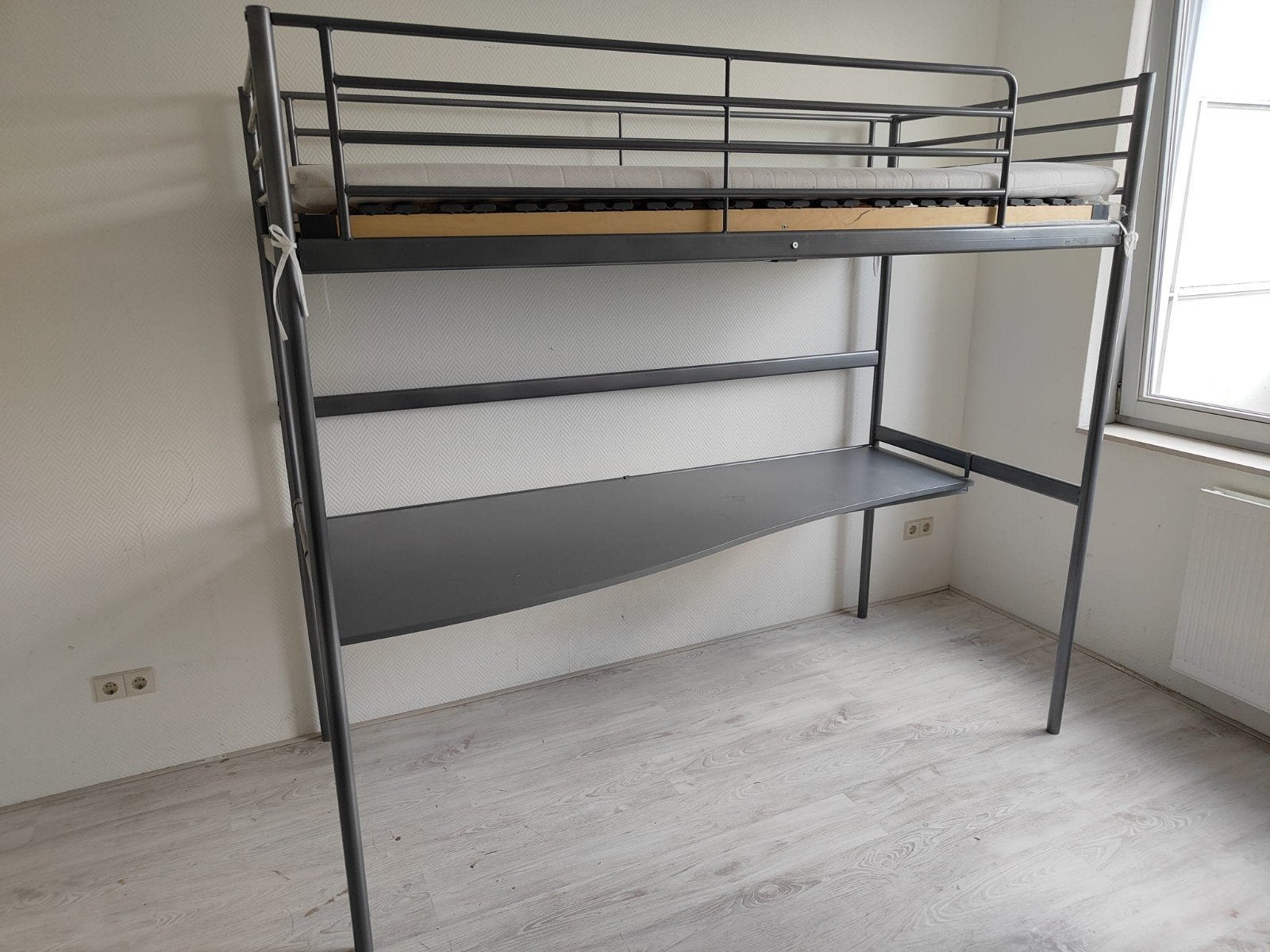 Hoogslaper Ikea met bureau en trapje, Ophalen, Gebruikt, Eenpersoons, 90 cm