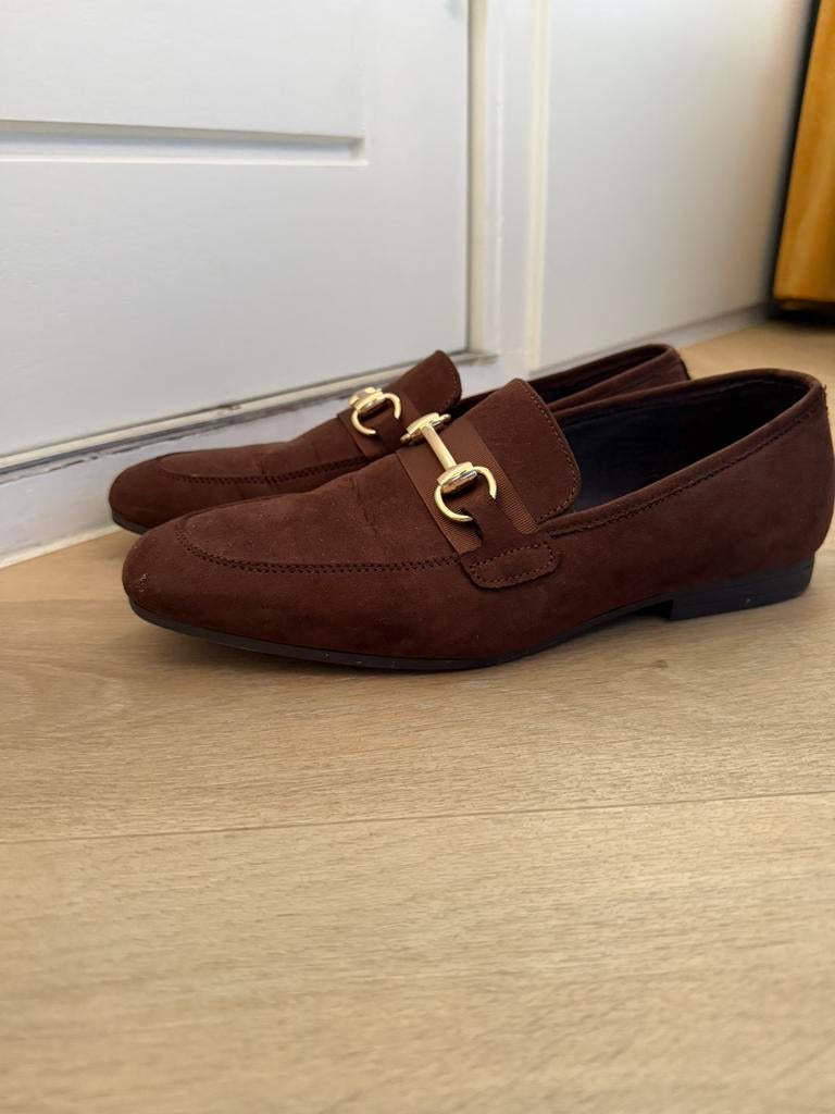 Bruine Pier One loafers/ instappers met gouden gesp, Kleding | Heren, Schoenen, Loafers, Bruin, Nieuw, Ophalen of Verzenden