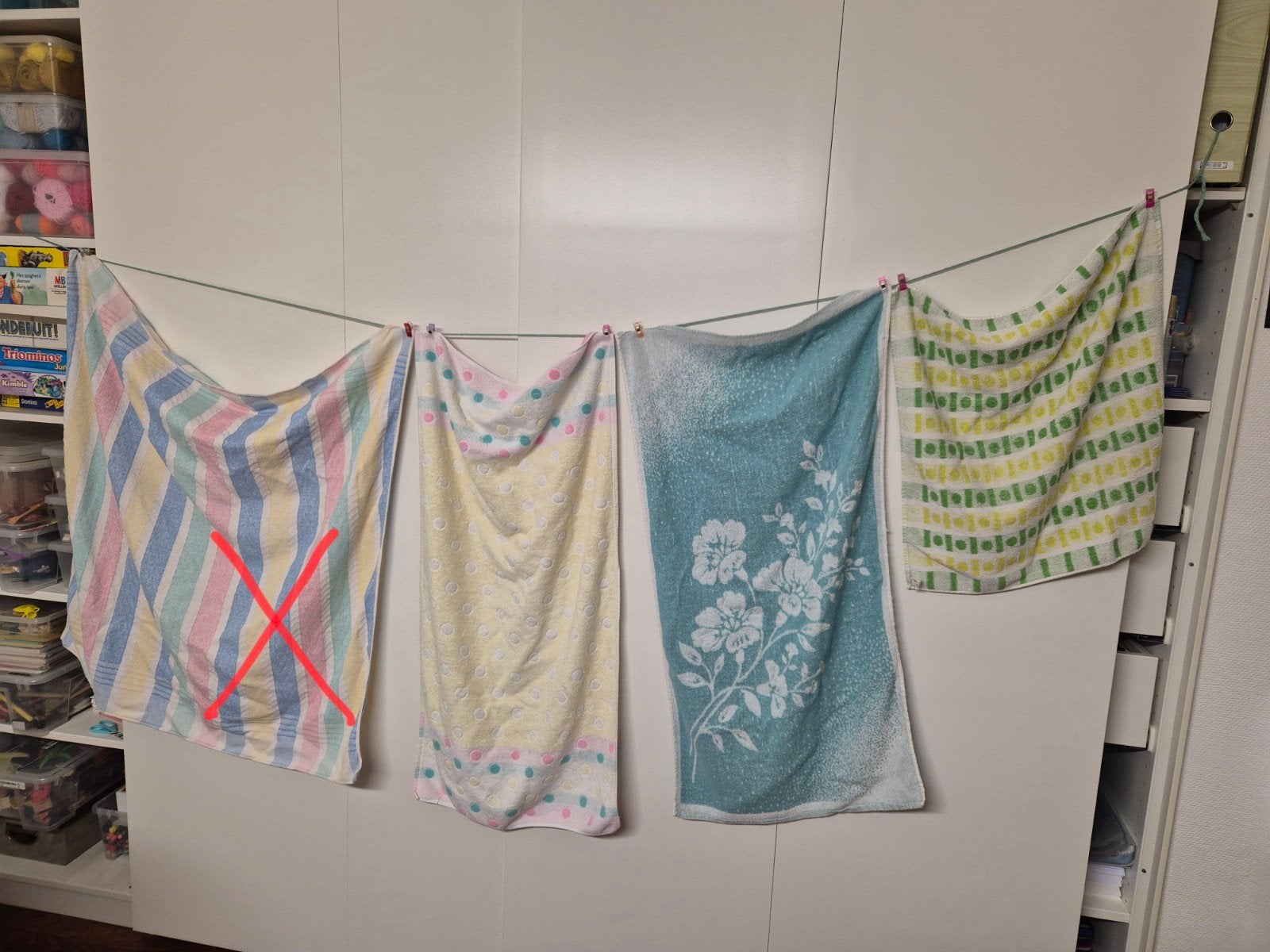 4 leuke vintage pastel handdoeken, Ophalen of Verzenden, Gebruikt, Handdoek