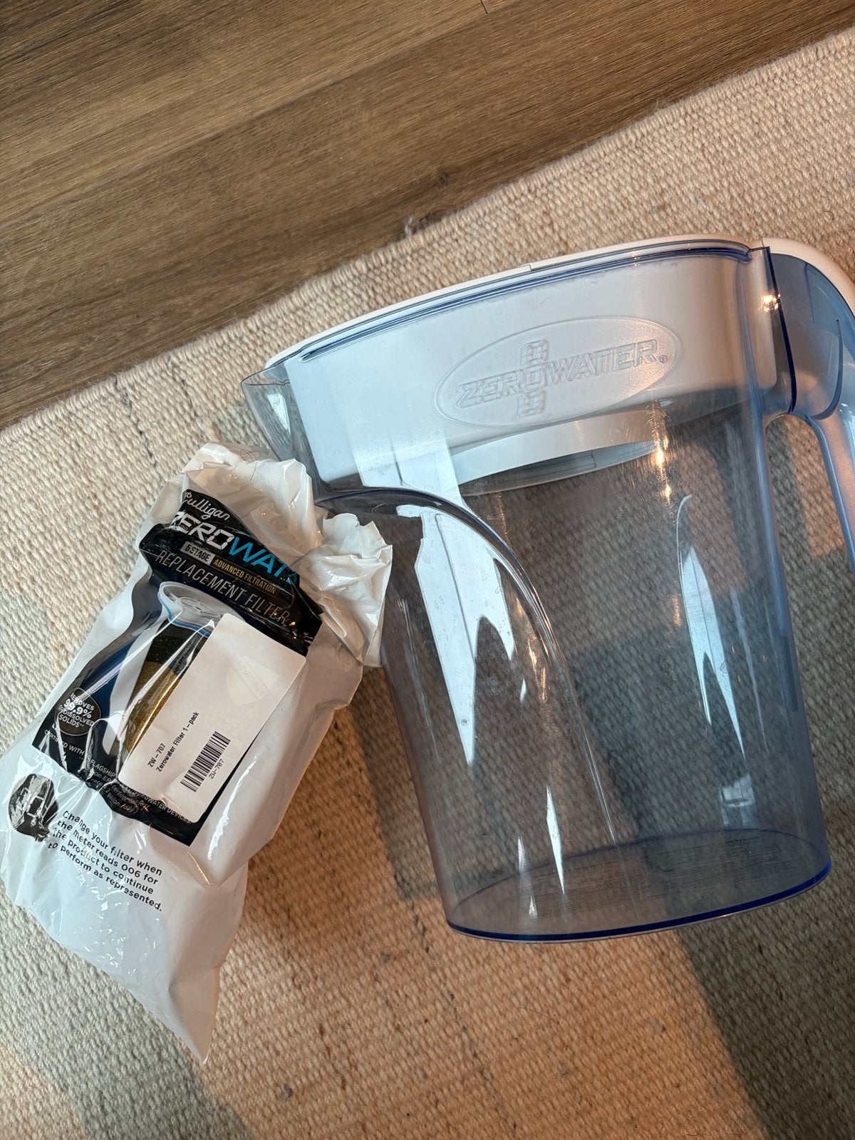 ZeroWater Water Filter Jug + Replacement Filter – Filtration, Ophalen of Verzenden, Zo goed als nieuw