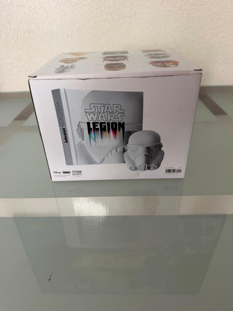 Star Wars Legion Stormtrooper Helm - Deluxe Collector's Set, Ophalen of Verzenden, Nieuw, Beeldje of Buste