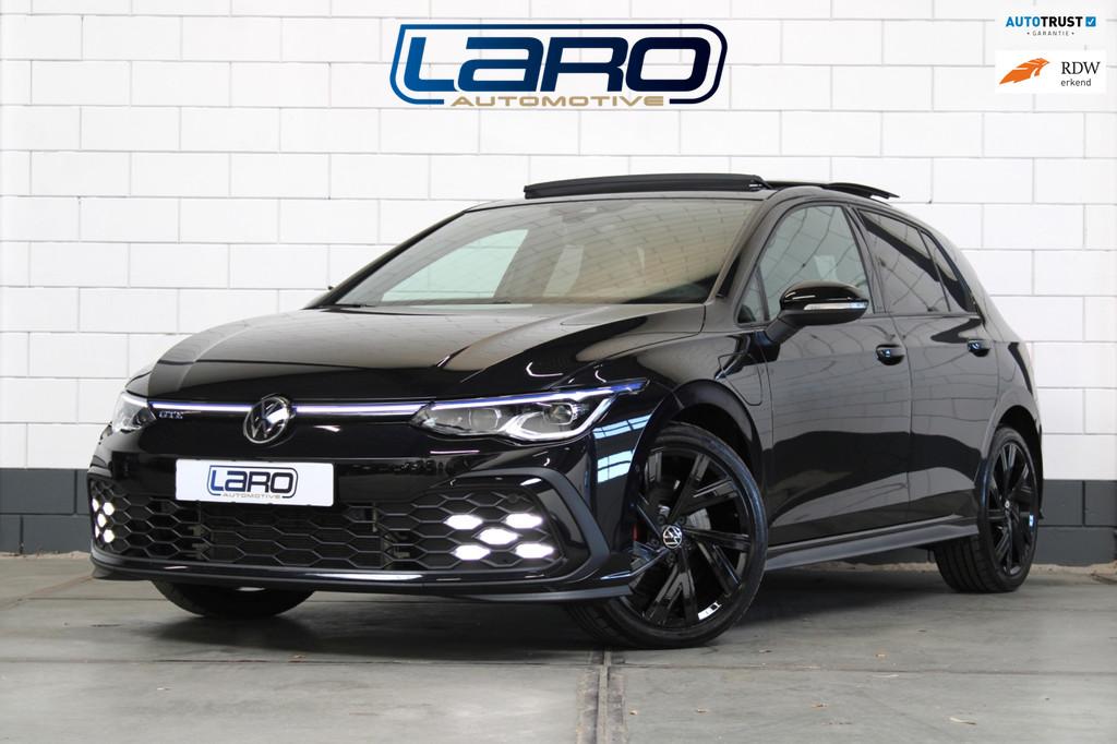 Volkswagen Golf 1.4 eHybrid GTE FULL | Pano IQ.Lights Trekh., Auto's, Gebruikt, Euro 6, 4 cilinders, Zwart
