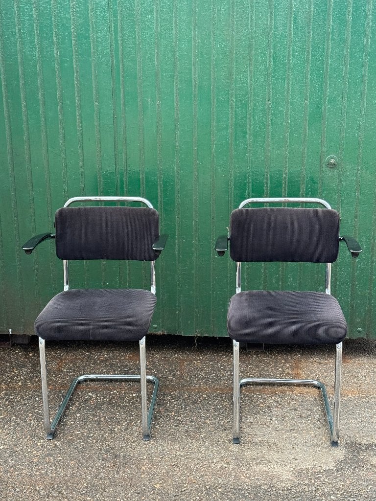 2x Dutch Originals Gispen 201 eetkamerstoel met arm, Huis en Inrichting, Ophalen, Overige materialen, Gebruikt, Twee