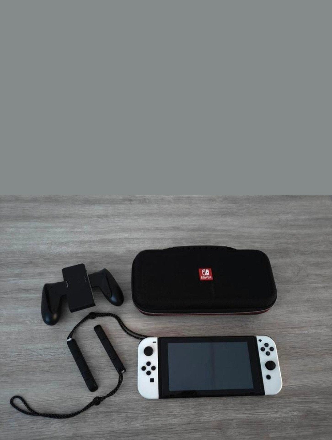 Nintendo Switch met accessoires en hoes, Ophalen, Zo goed als nieuw, Met 2 controllers, Switch Original