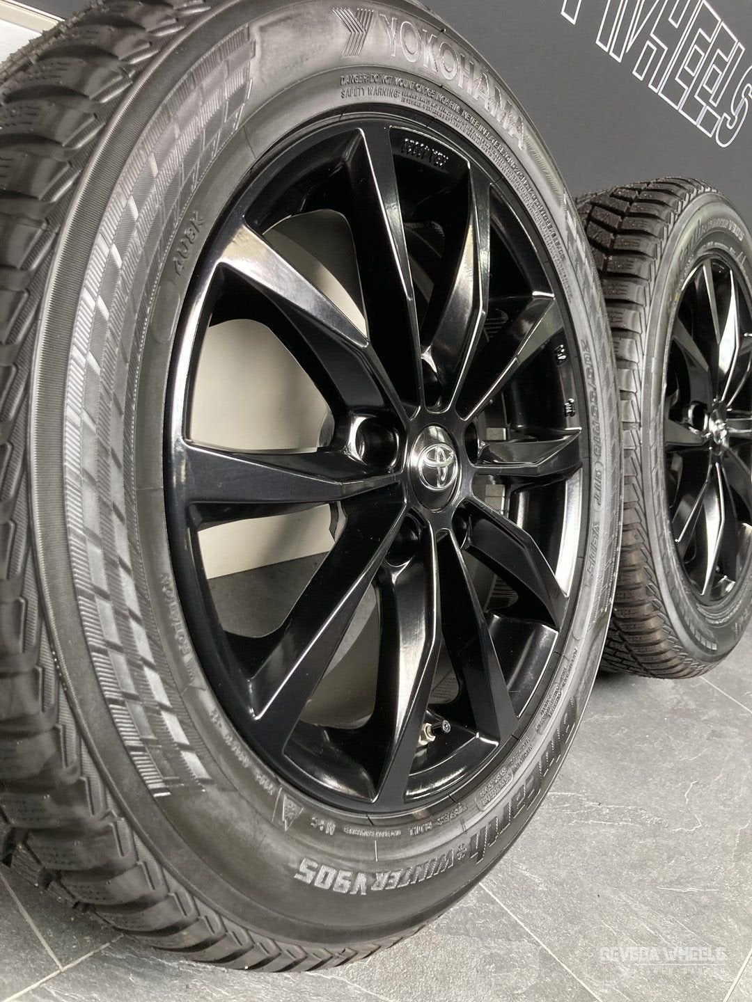 16” Toyota Auris velgen + winterbanden DEMO 5x114.3 TPMS, Gebruikt, -, Banden en Velgen, -
