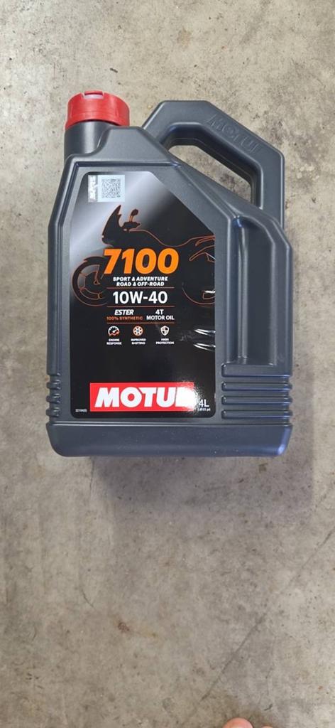 Motul 7100 10W-40 4T Synthetische Motorolie 4L, Motoren, Accessoires | Onderhoudsmiddelen, Ophalen