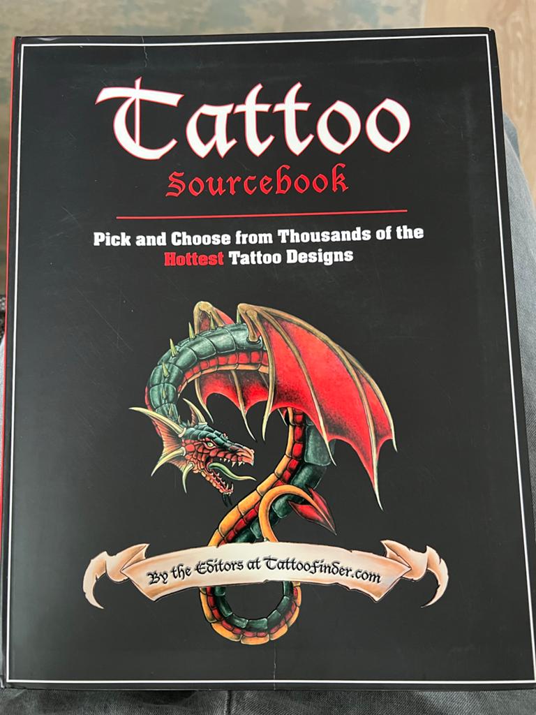 Tattoo Sourcebook: Duizenden Tattoo Ontwerpen, Ophalen of Verzenden, Zo goed als nieuw