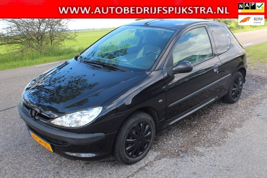 Peugeot 206 1.4 X-Design, Voorwielaandrijving, Stof, 4 cilinders, Zwart