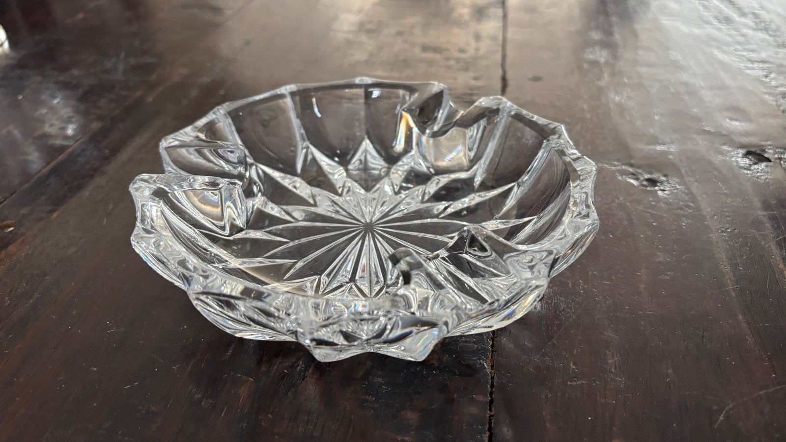 Mooie geslepen glazen asbak - 15 cm diameter, Ophalen of Verzenden
