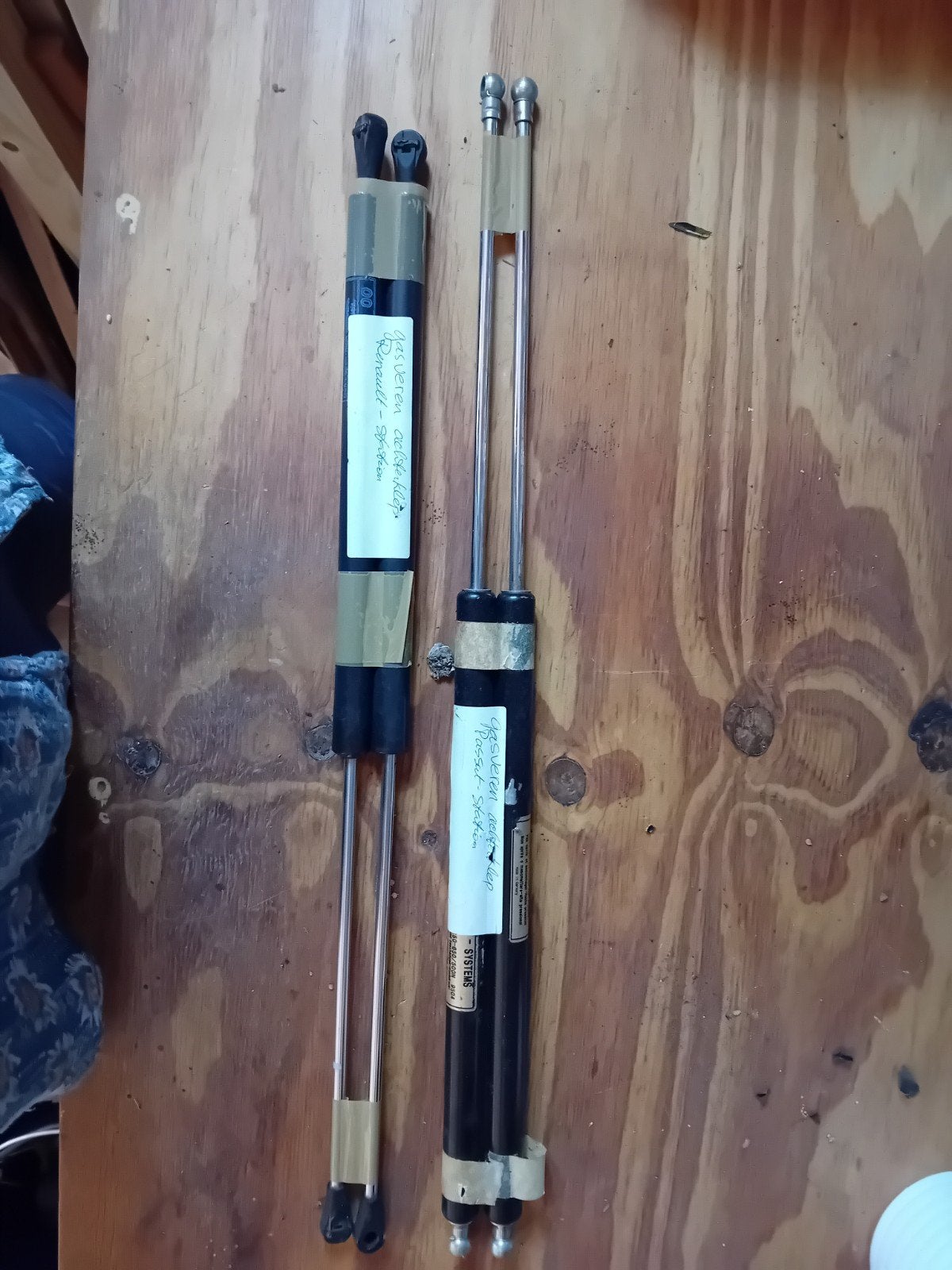 Gasveren 2 paar. 4 stuks, Ophalen of Verzenden