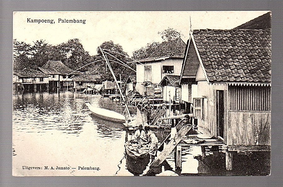 Ned Indië Kampong at Palembang  1905  (14-43), Ophalen of Verzenden, Voor 1920, Buiten Europa