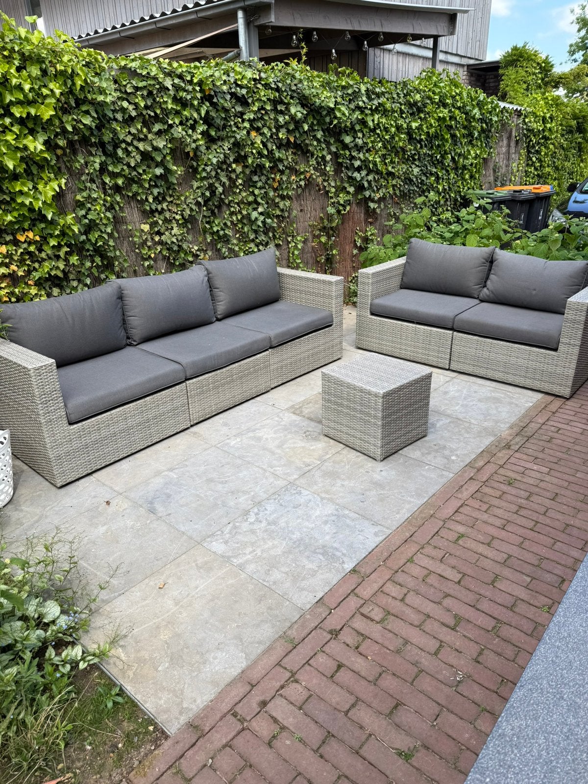 Tuinset loungeset set met kussens, Ophalen, 5 zitplaatsen, Zo goed als nieuw, Eettafel