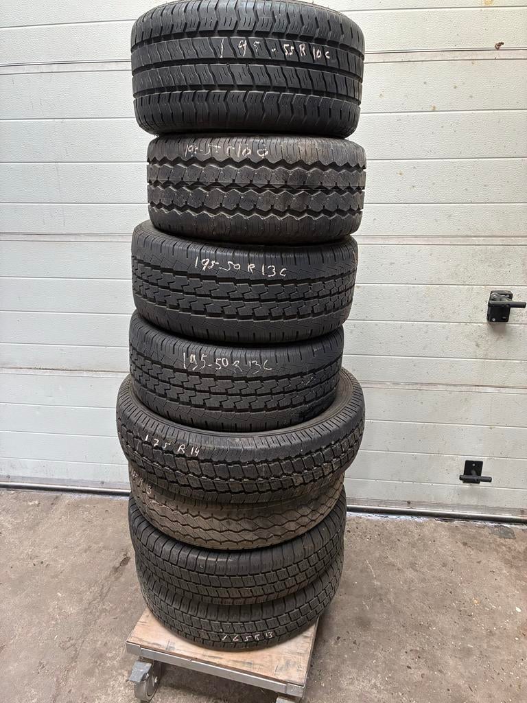 Aanhangwagen banden gebruikt diverse maten zonder velg, Ophalen, Gebruikt