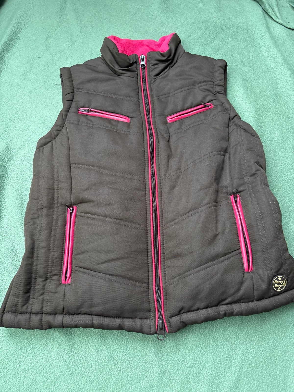 Harry's Horse Bodywarmer Zwart/Roze Maat 164, Ophalen, Gebruikt, Meisje, Jas