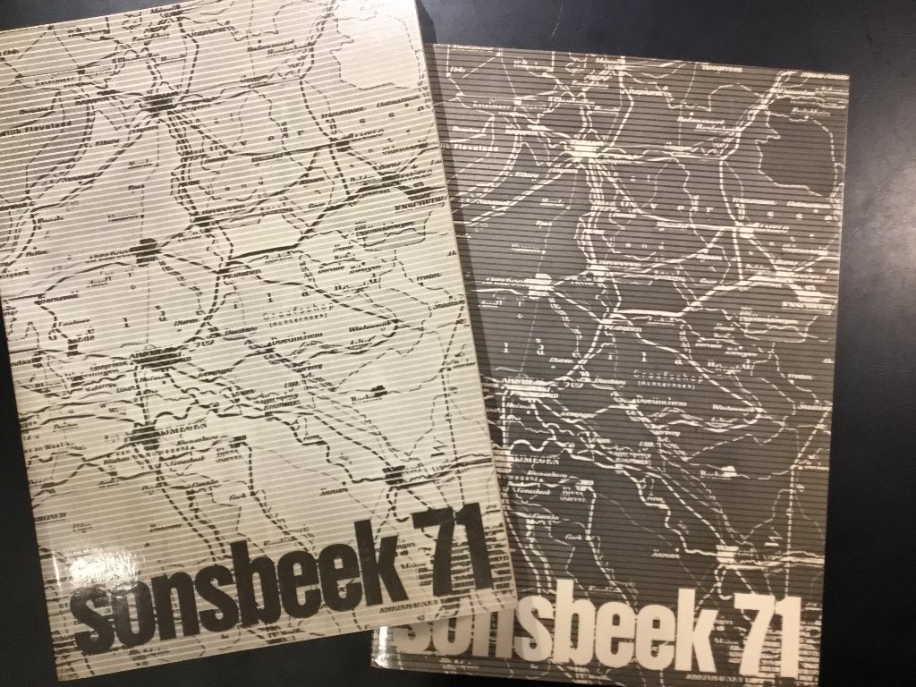 Sonsbeek ‘71 Buiten de Perken ; Arnhem 1971.  (2 delen), Ophalen of Verzenden, Gelezen, Beeldhouwkunst