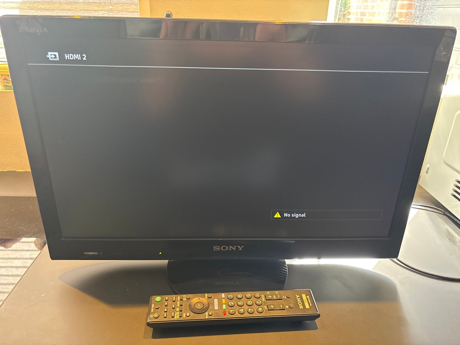 Moet weg! Sony Bravia TV KDL-19BX200 - Compacte HD Ready TV, Ophalen, Gebruikt, 50 Hz, HD Ready (720p)