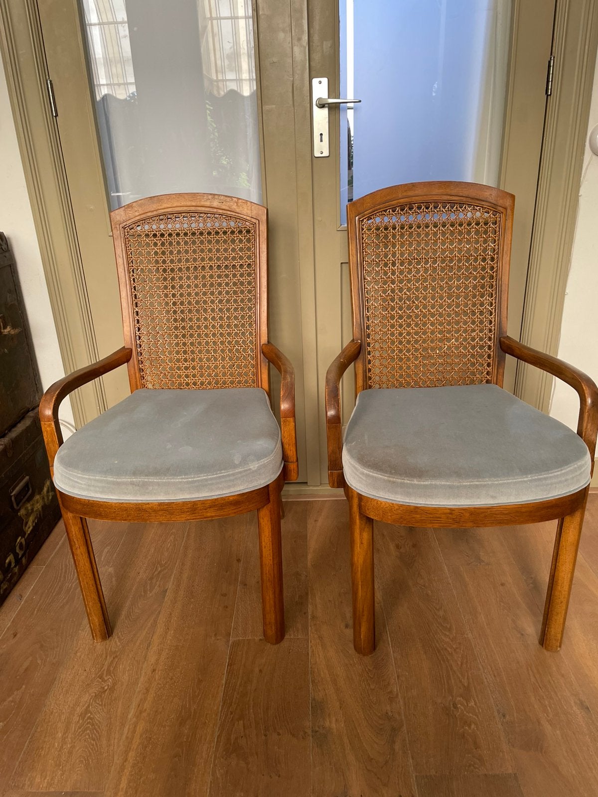 2 Drexel Heritage Accolade eetkamerfauteuils, Ophalen, Kunststof, Minder dan 75 cm, Zo goed als nieuw
