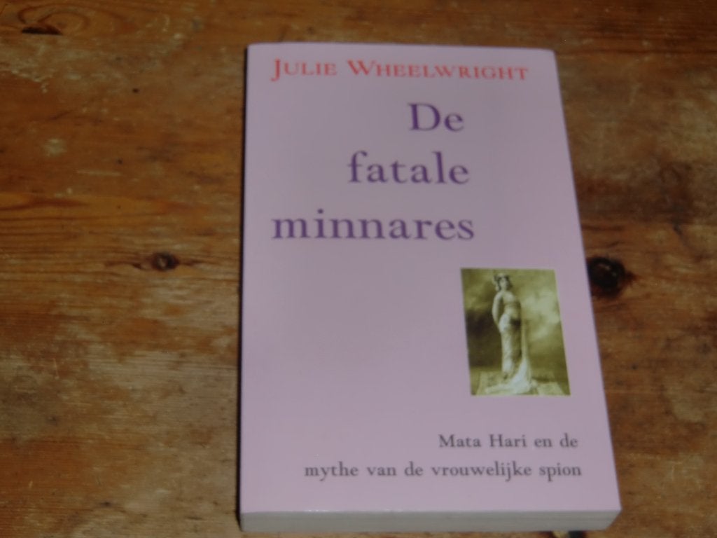 Mata Hari en de mythe van de vrouwelijke spion (Wo1 ea), 20e eeuw of later, Europa, Ophalen of Verzenden, Zo goed als nieuw