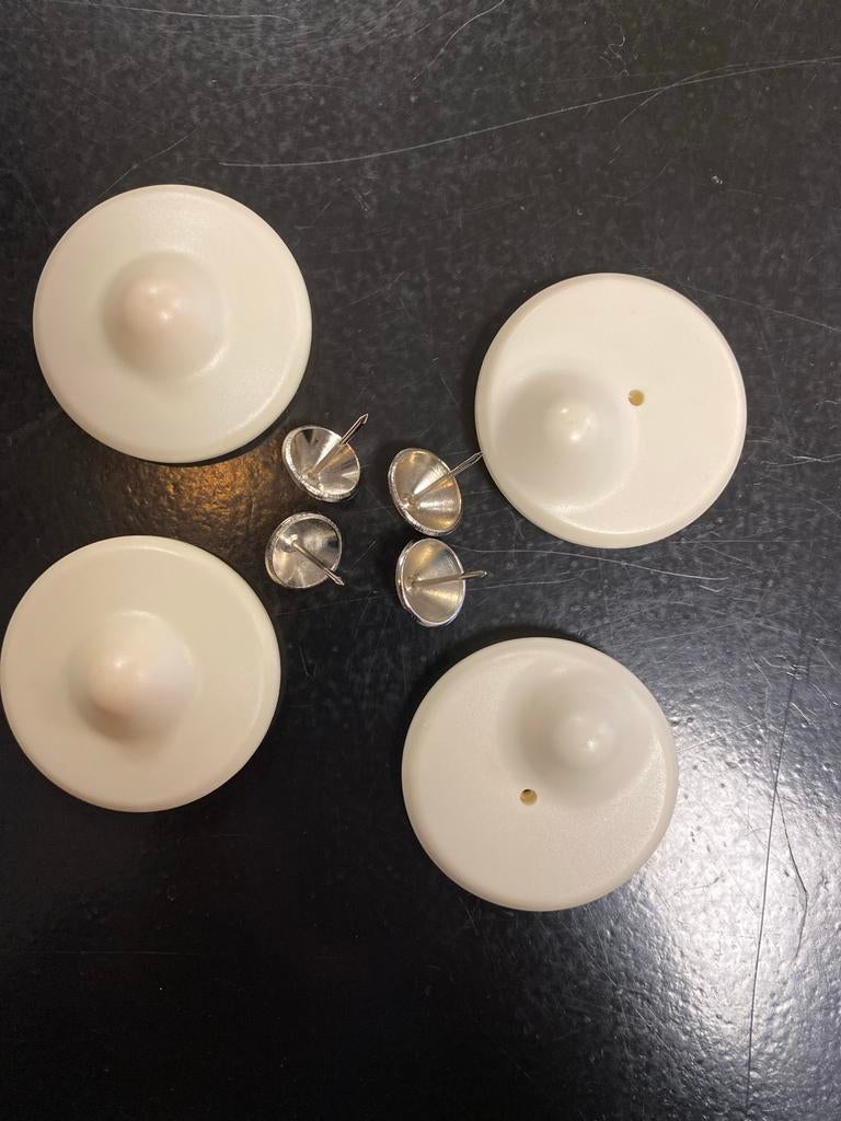 100 stuks NEDAP Retail Beveiligingstags met metalen pin, Ophalen of Verzenden, Zo goed als nieuw