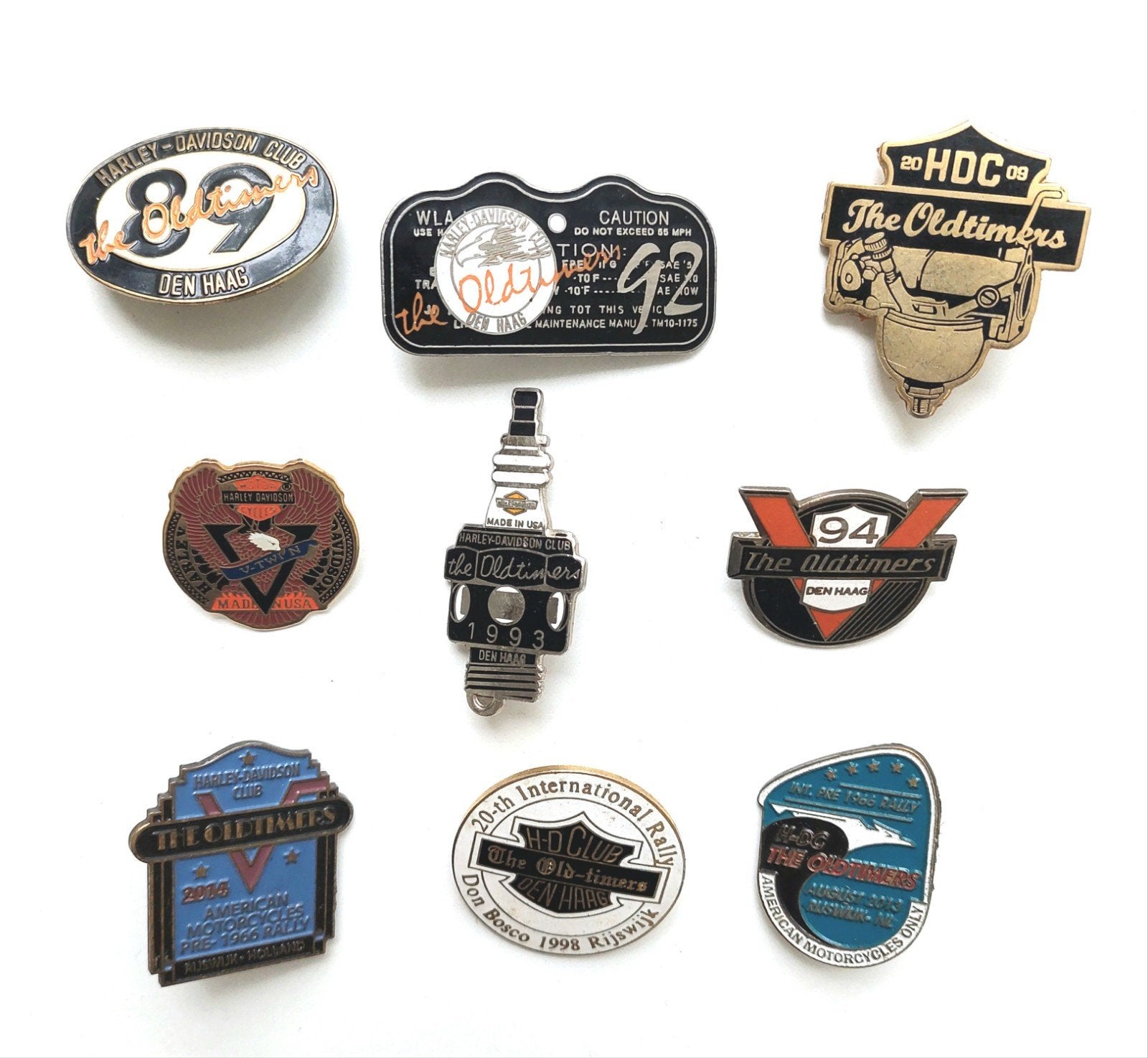 Oude Speldjes Badges HD Club De Oldtimers Den Haag Rijswijk, Ophalen of Verzenden, Gebruikt, Speldje of Pin