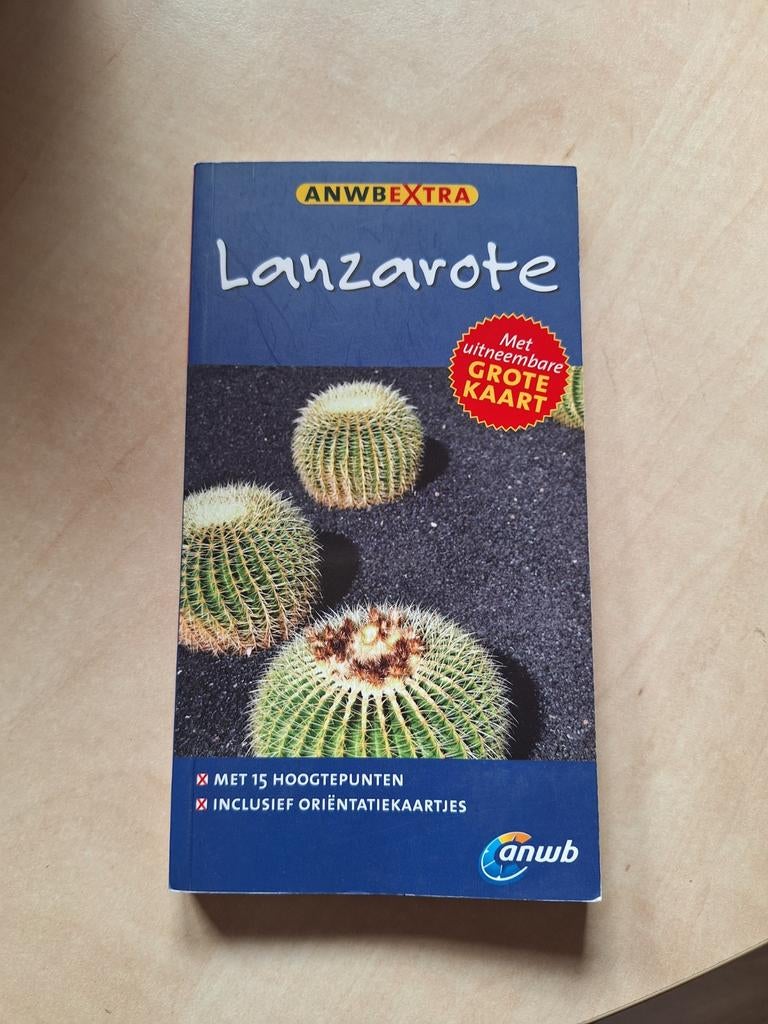 ANWB extra Reisgids Lanzarote met kaart., Europa, Ophalen of Verzenden, Zo goed als nieuw, Reisgids of -boek