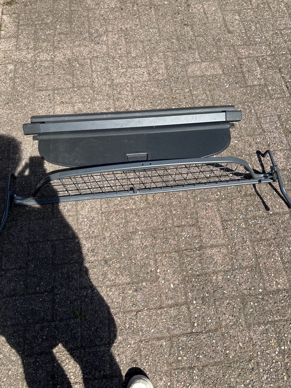 Audi A4 hondenrek en bagage rolhoes, Ophalen, Gebruikt