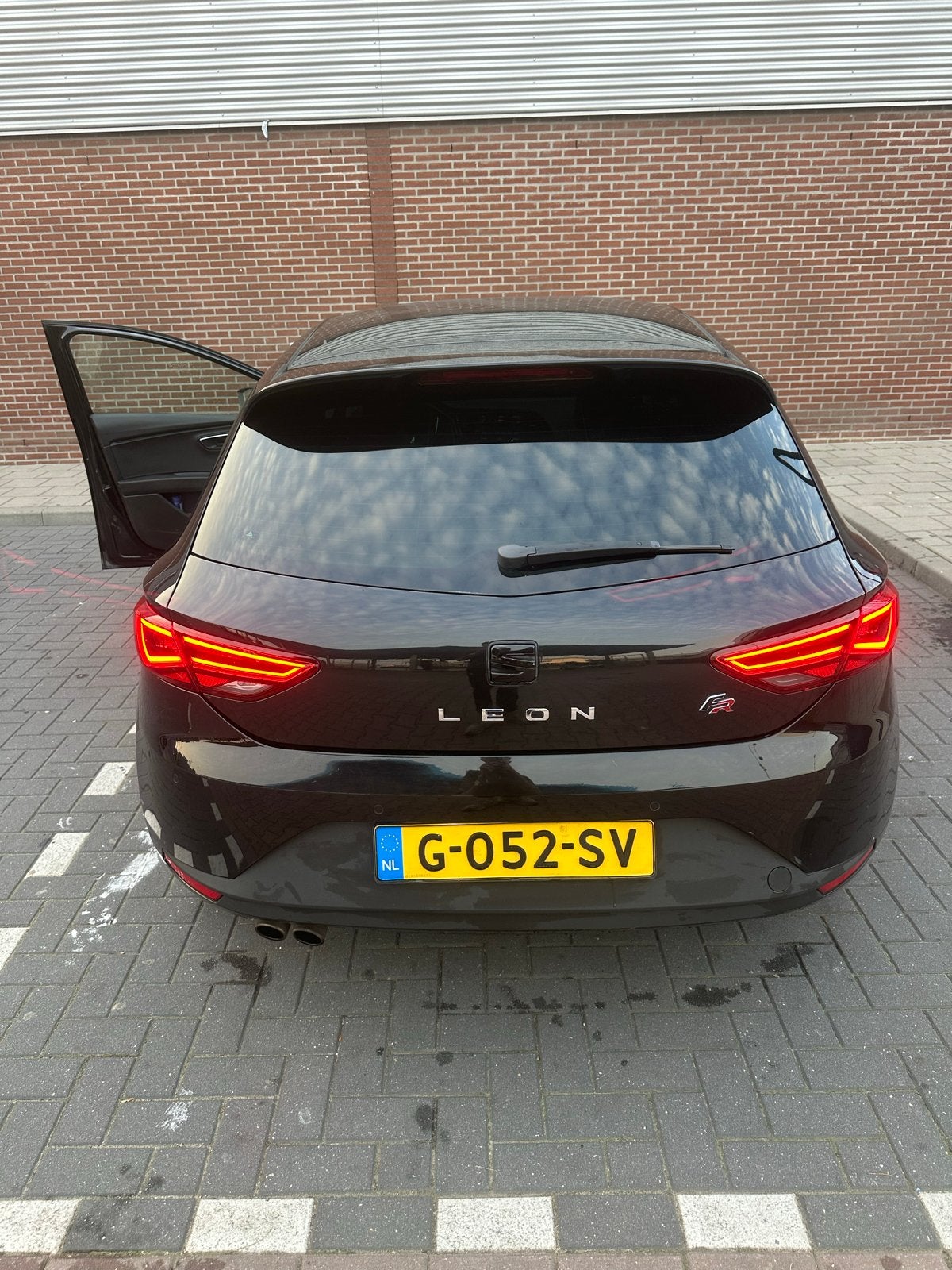 Seat leon fr, Auto's, Voorwielaandrijving, 1131 kg, Zwart, 4 cilinders