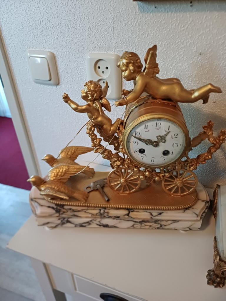 Bronzen vuurvergulden strijdwagen met met engelen en vogels, Ophalen of Verzenden