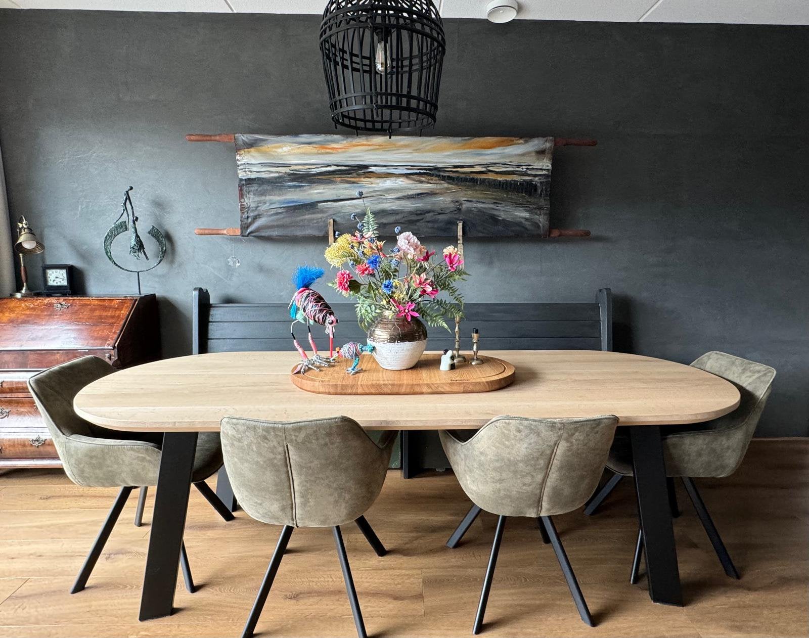 Handgemaakte eettafel massief Eiken met stalen poten, Ophalen, Modern, pasend in vele interieurs, Eikenhout, 200 cm of meer